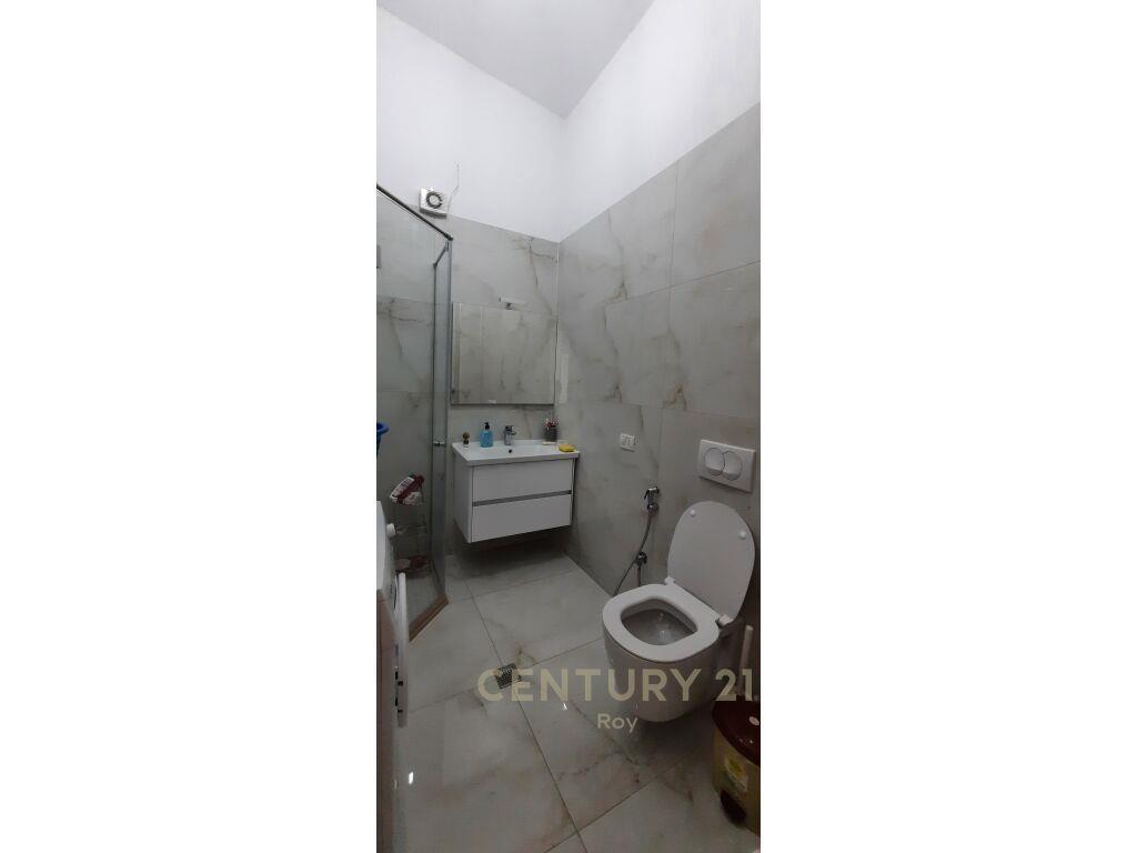 SHITET APARTAMENT 1+1 TE MALI I ROBIT PRANE DETIT!!! 95000€