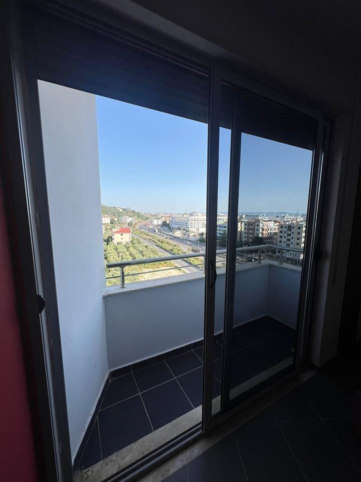 Shitet gazonjere pamje deti te shkembi Kavajes