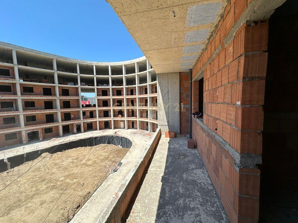 EKSKLUZIVE! APART 1+1 GOLEM PAGESE ME KESTE