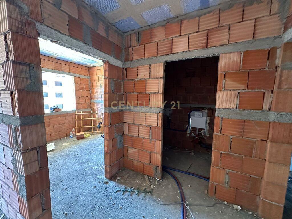 EKSKLUZIVE! APART 1+1 GOLEM PAGESE ME KESTE