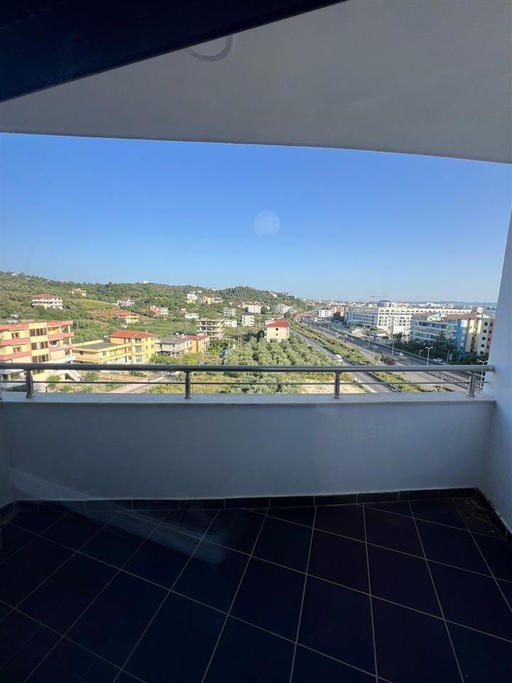 Shitet apartament 1+1 te shkembi Kavajes