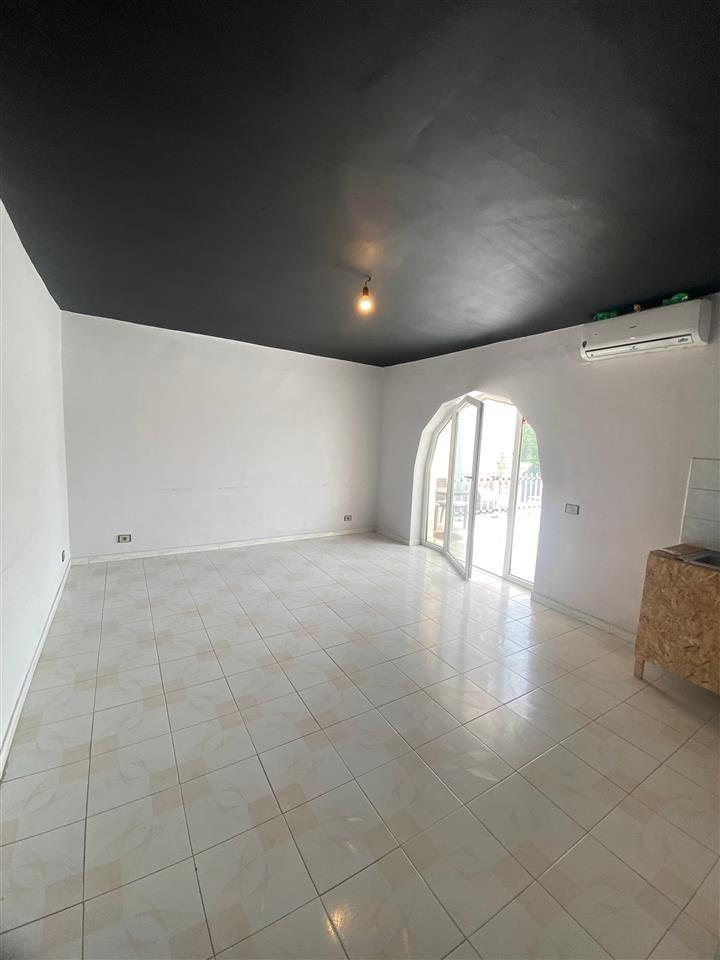 QERA, APARTAMENT 1+1, BULEVARDI I RI, TIRANE. TT 925
