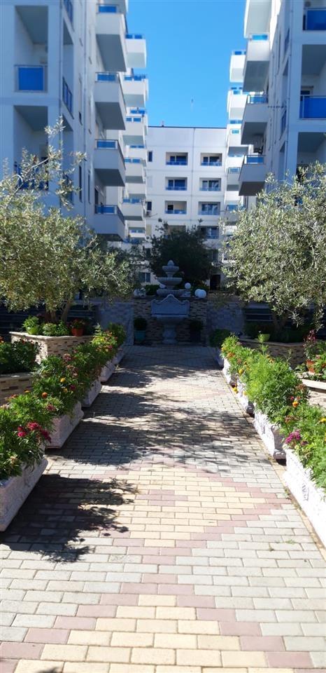 GARSONIERE TUSHEMISHT 1+1