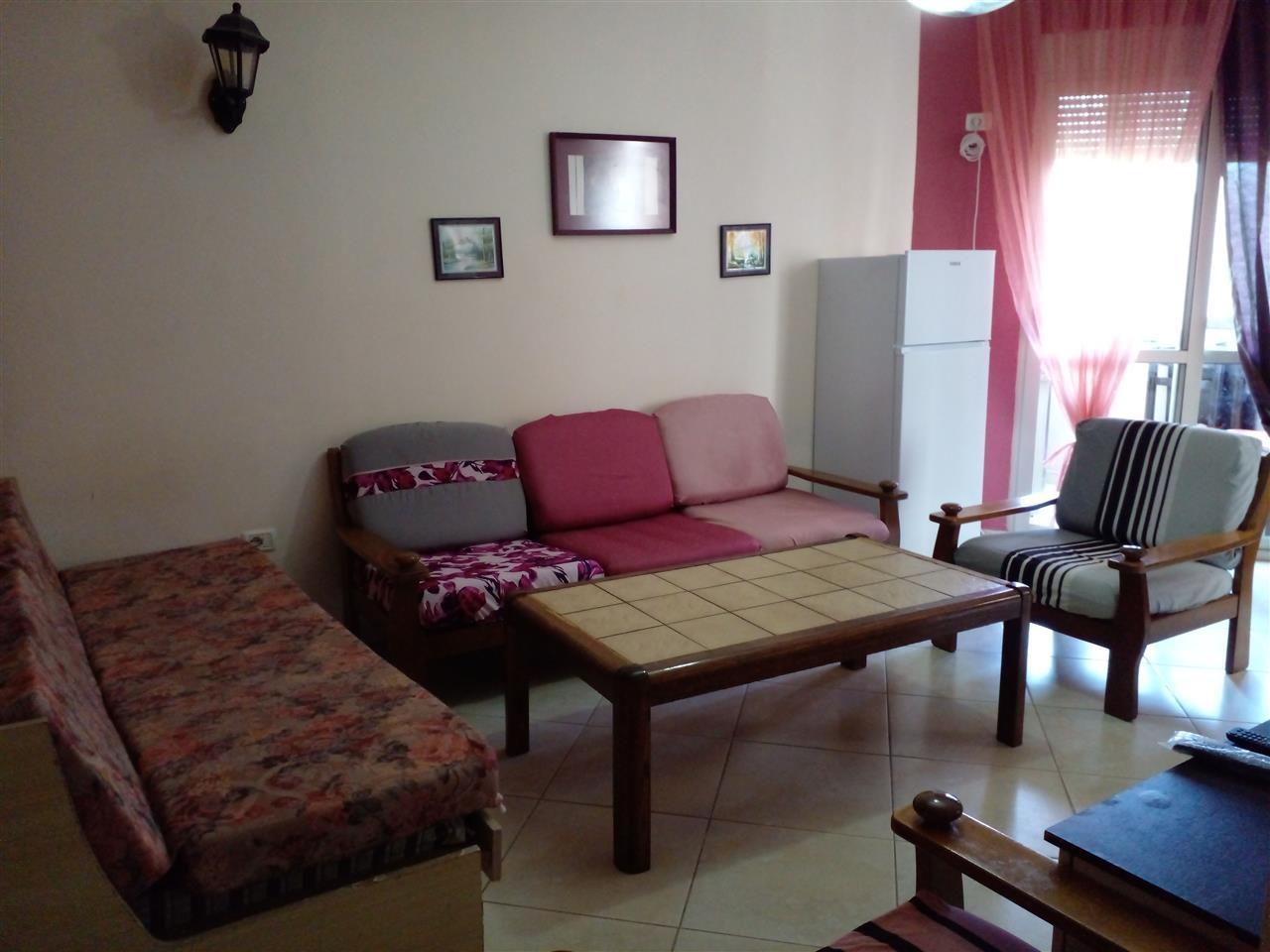 Apartament plazhi me qera