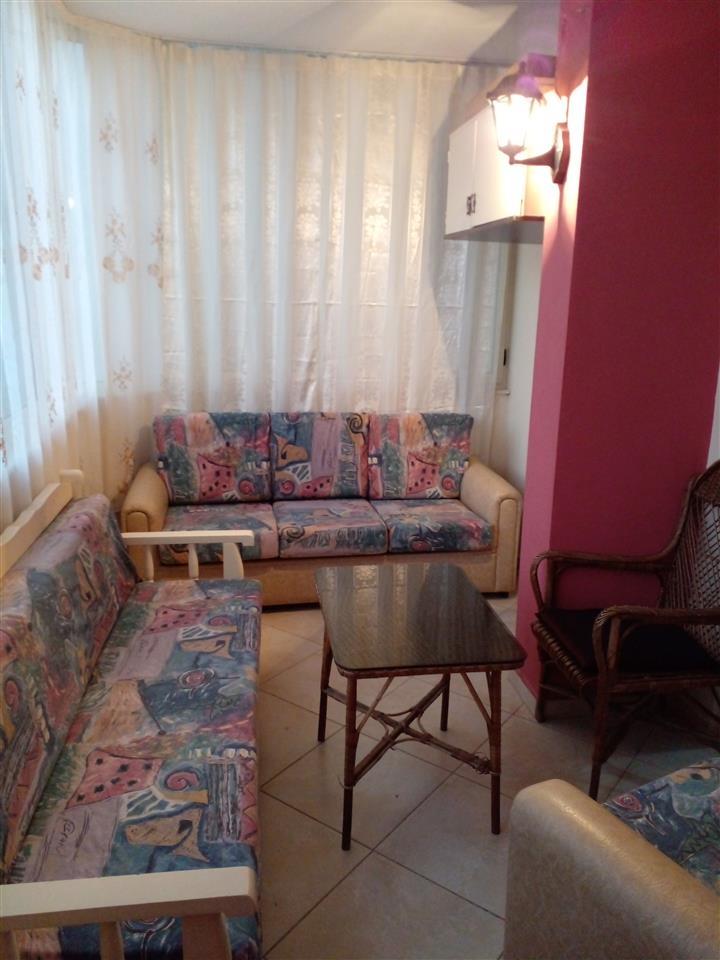 Apartament plazhi me qera