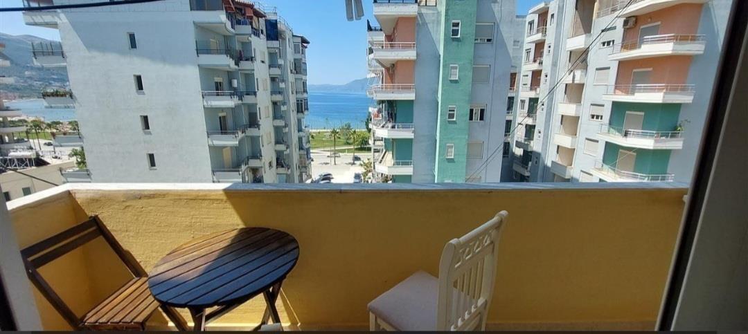 Apartament me qera ditore ne lungomare
