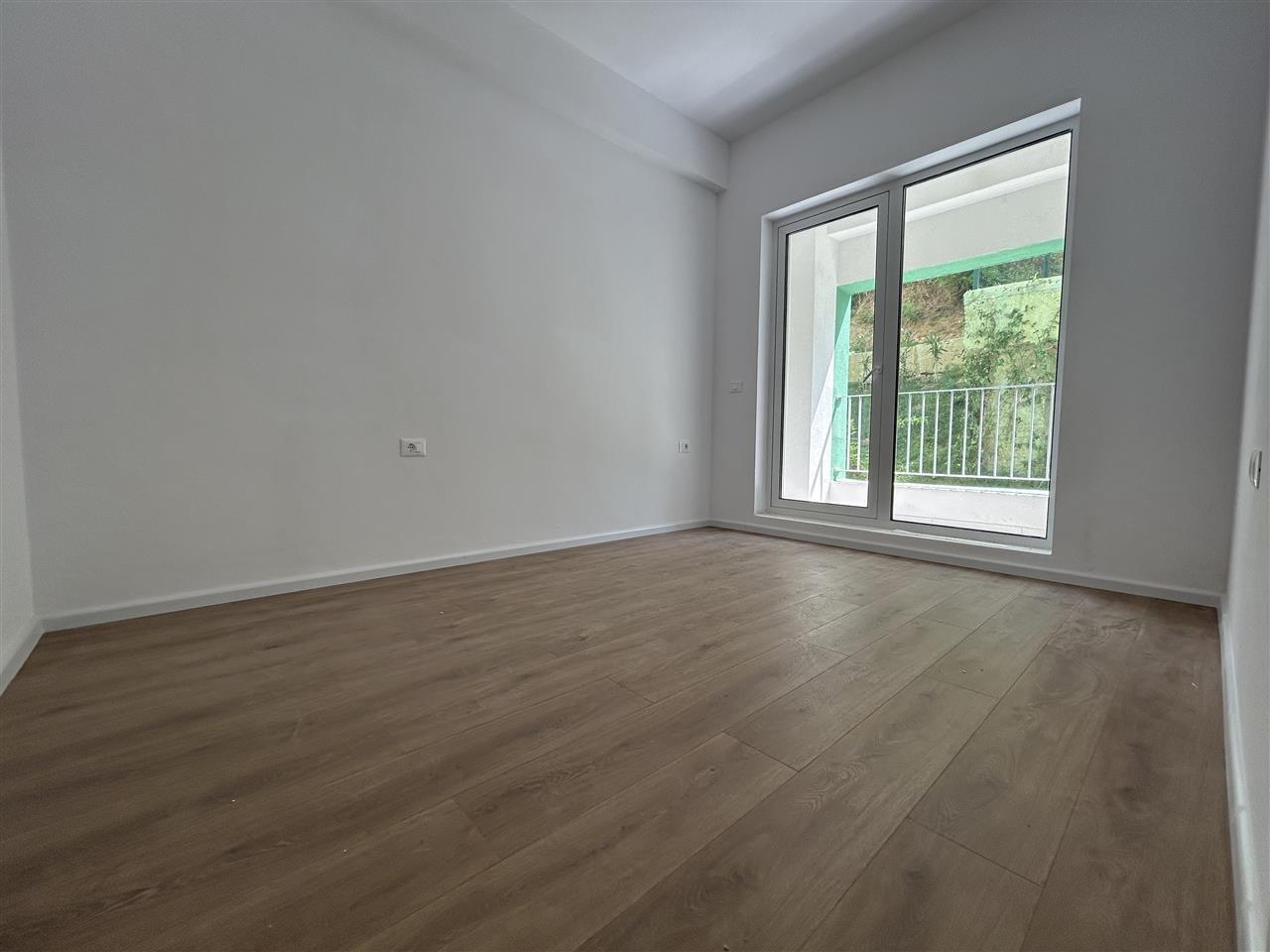 Shitet, Apartament 2+1+2, 89 m2, Ali Demi