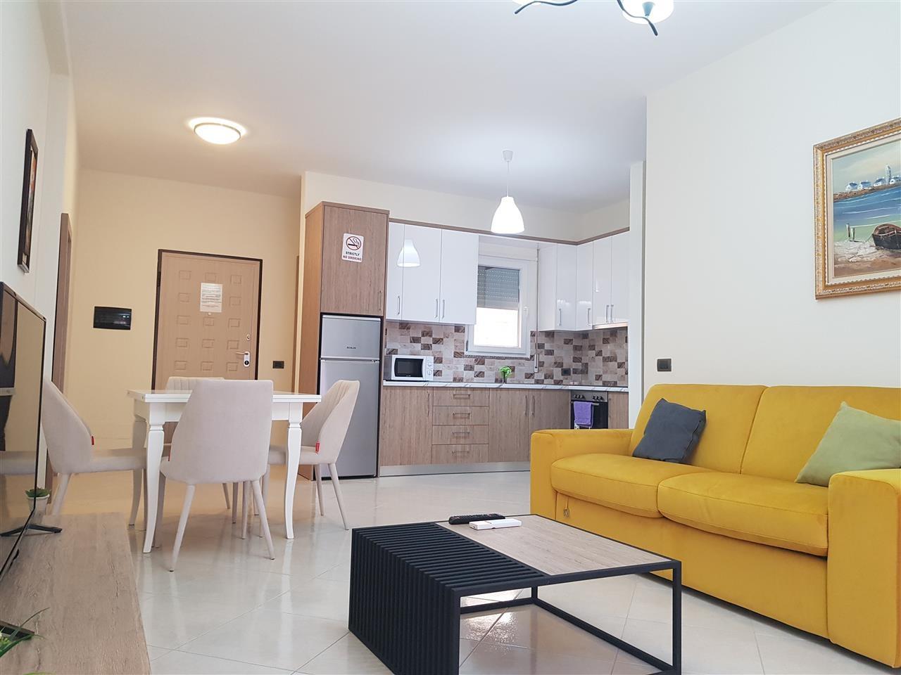 Shiten ose jepen me qera apartamente ne golem 50 m nga plazh