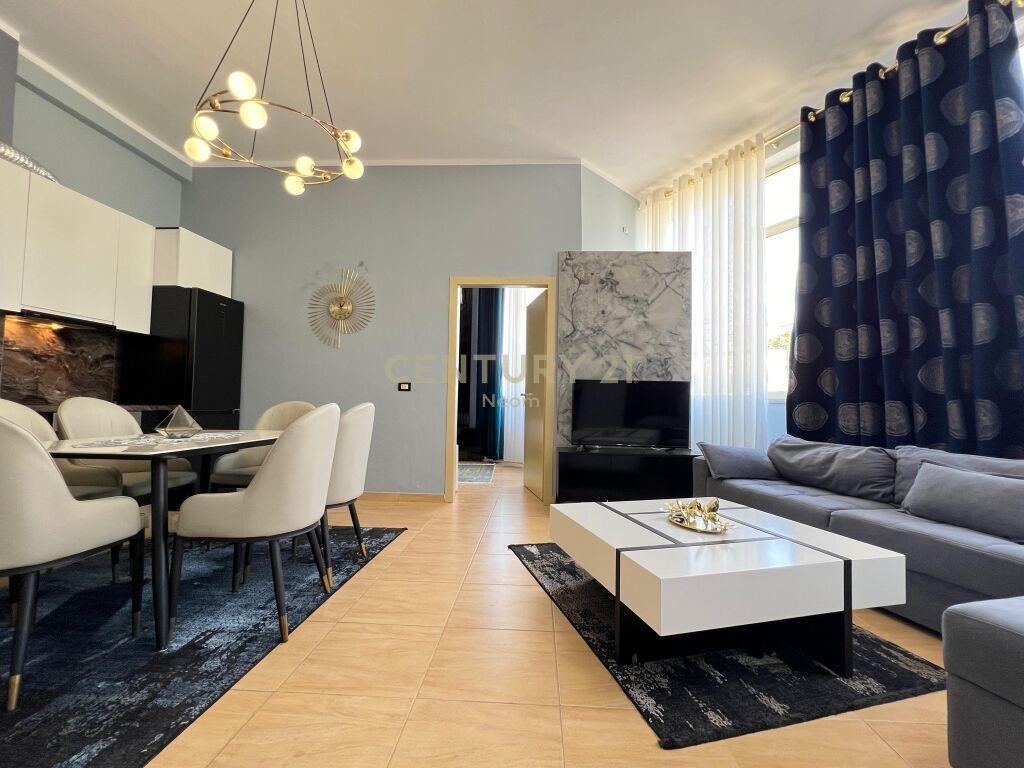 QIRA, APARTAMENT MODERN 1+1 me POST PARKIMI‼️