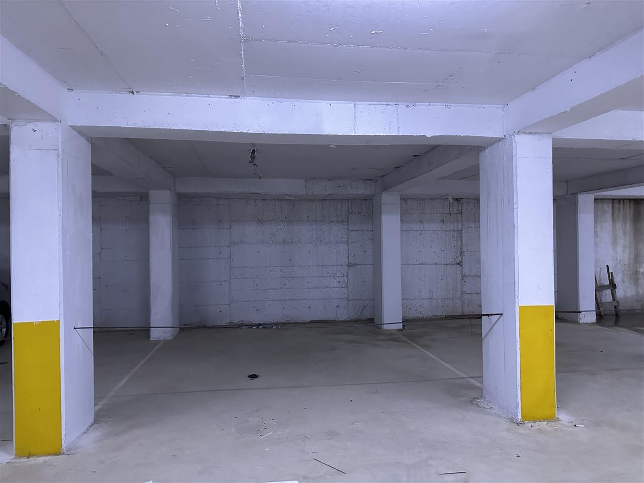 Garazhd 20m/2 ,tek Golden Park, 15000 euro