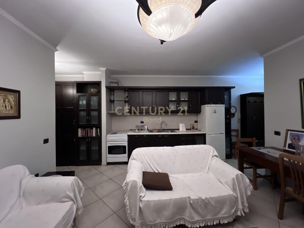 Shitet 1+1 Apartament – Kodra e Diellit