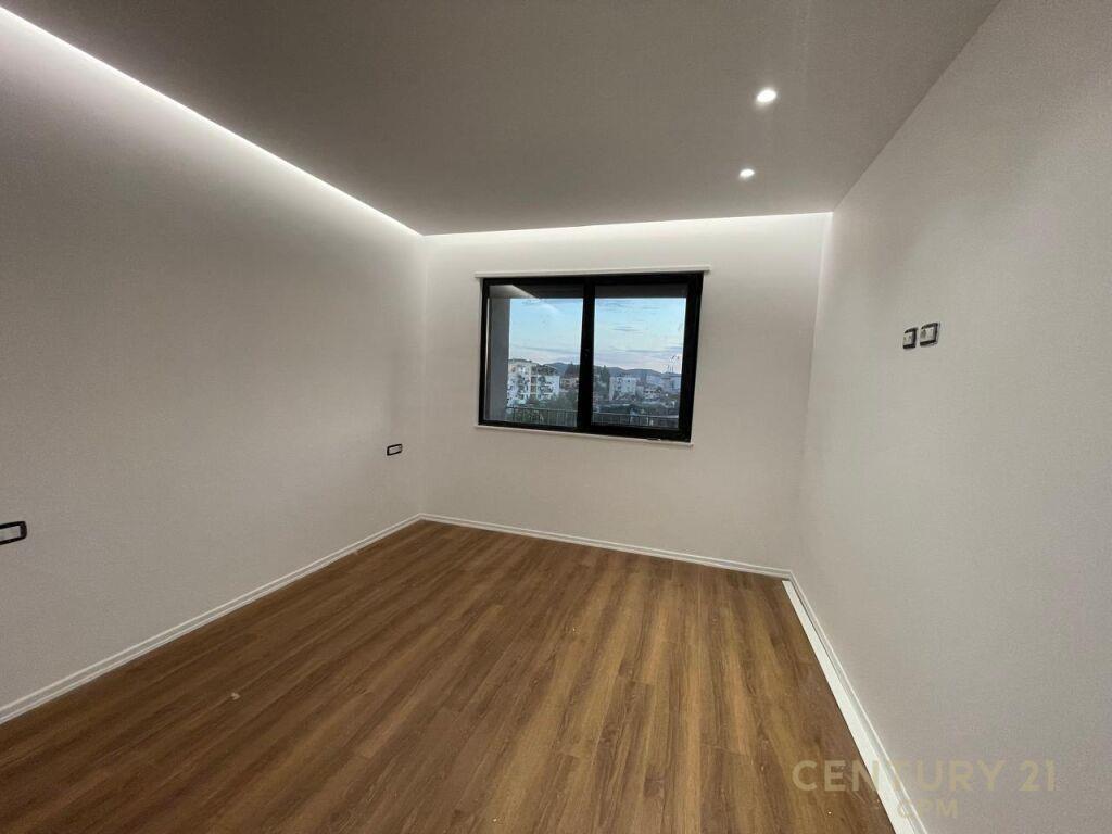 Shitet Apartament 1+1 – Ali Dem, Tirane