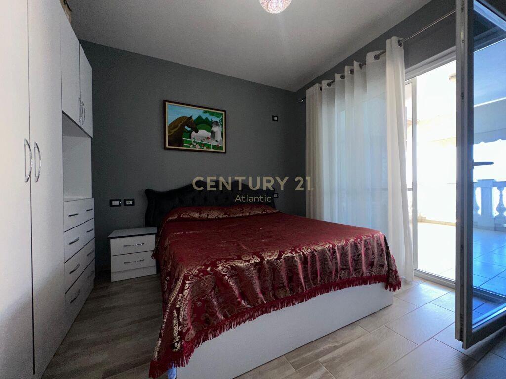 SHESIM APARTAMENT 2+1 VIJA E PARE ME DETIN TEK RROTA E KUQE
