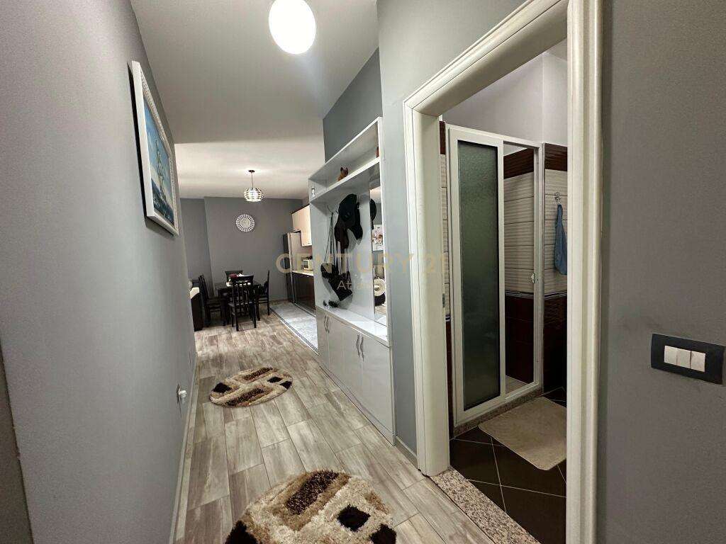 SHESIM APARTAMENT 2+1 VIJA E PARE ME DETIN TEK RROTA E KUQE