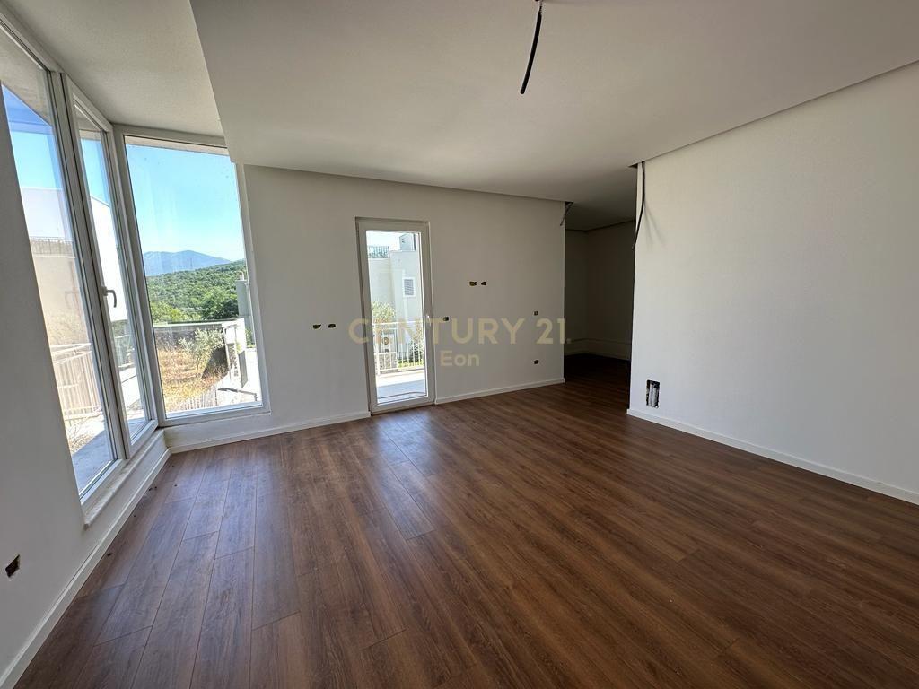 SHITET VILE 2 KATESHE NE BERZHITE TIRANE “GREEN GARDEN” RESI