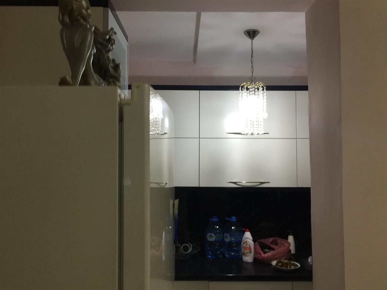 Apartamente ▪︎3+1+1▪︎kati 3-te▪︎”15 Tetori Fier”