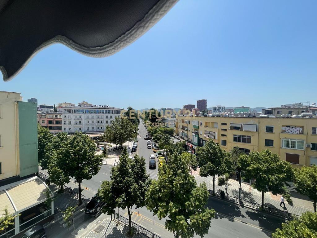 Qira Apartament 1+1 Rruga e Durresit 500 Euro