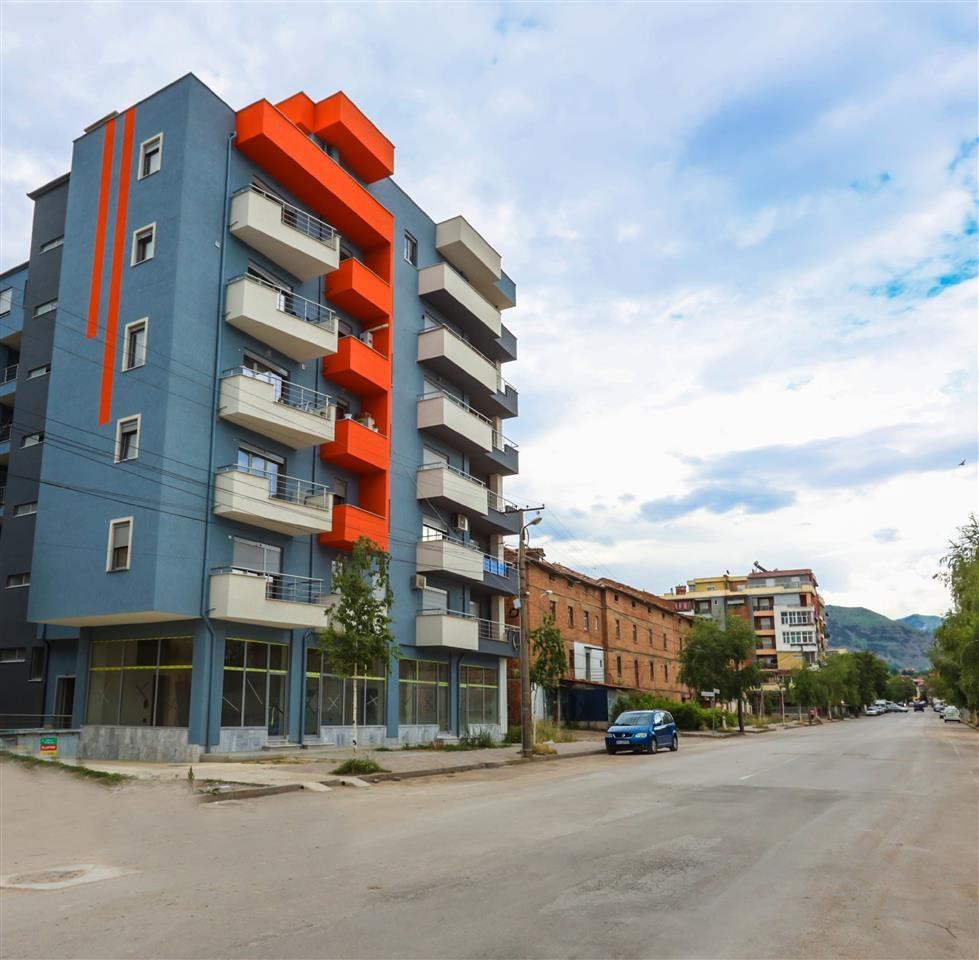 Apartment me qera Korce ” Edea’s