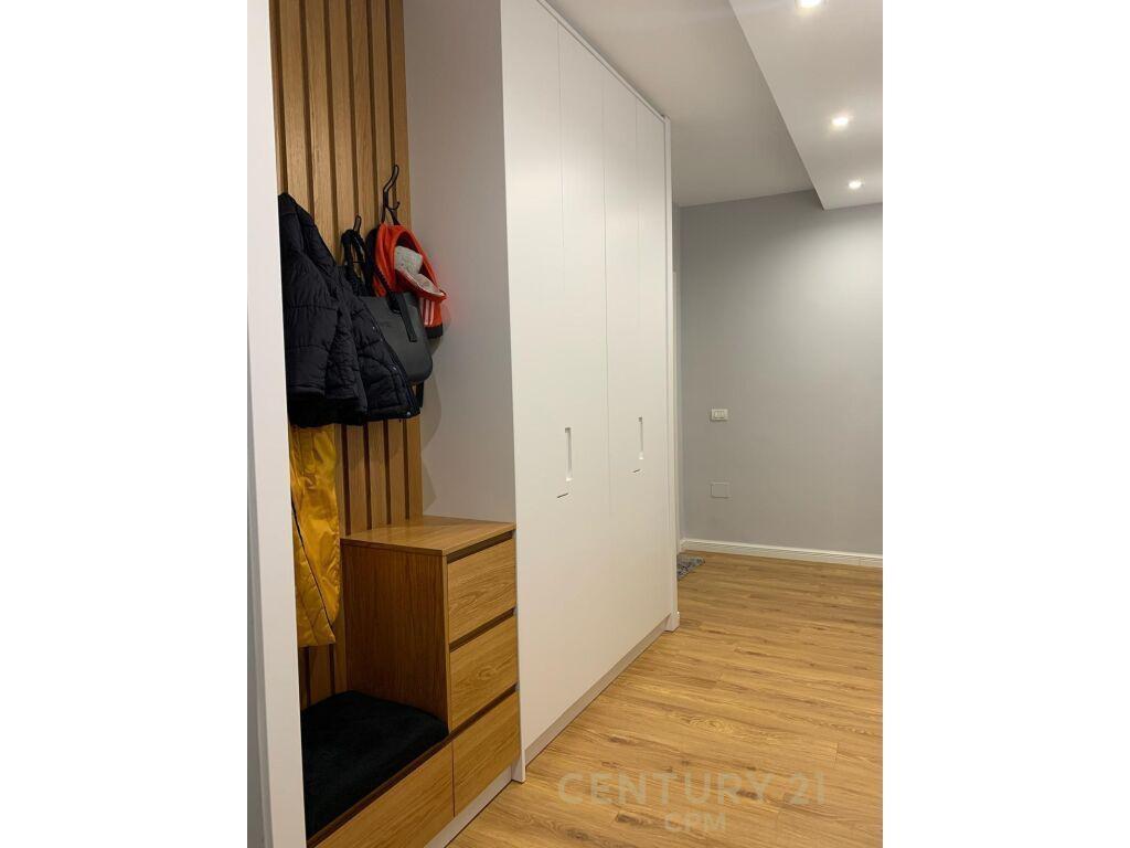 Apartament 2+1 me Qira ne Komune te Parisit!!