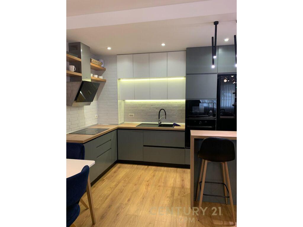 Apartament 2+1 me Qira ne Komune te Parisit!!