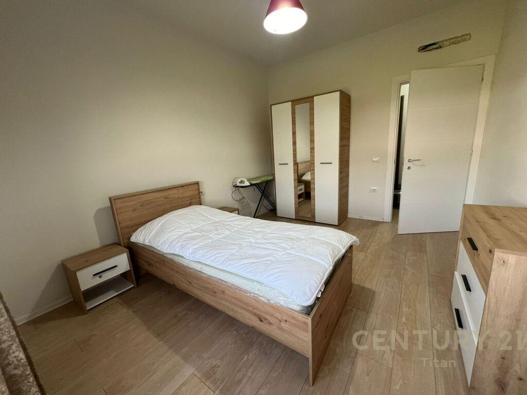 Apartament modern 2+1 me qera tek Rruga e Kosovareve