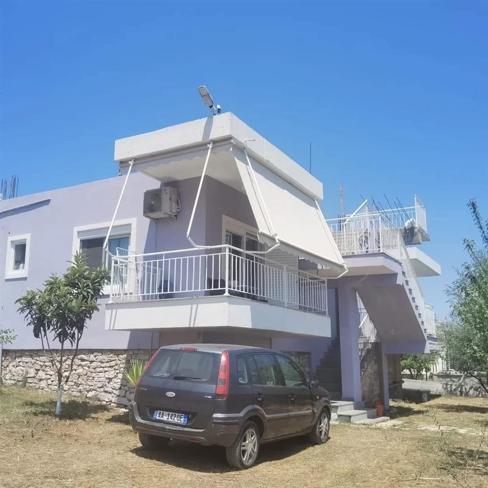 Jap Dhom Pushimi me Qera/Ditore te Plazhi Pasqyra Ksamil