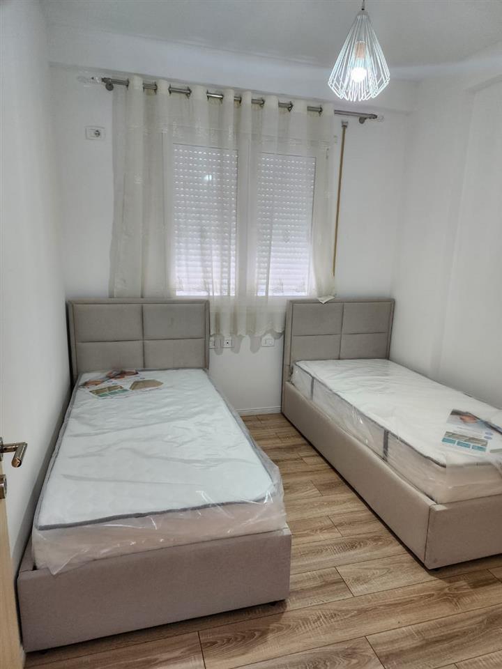 Jepet me Qera Apartament 2+1 te Residenca Platea Rruga Dalip