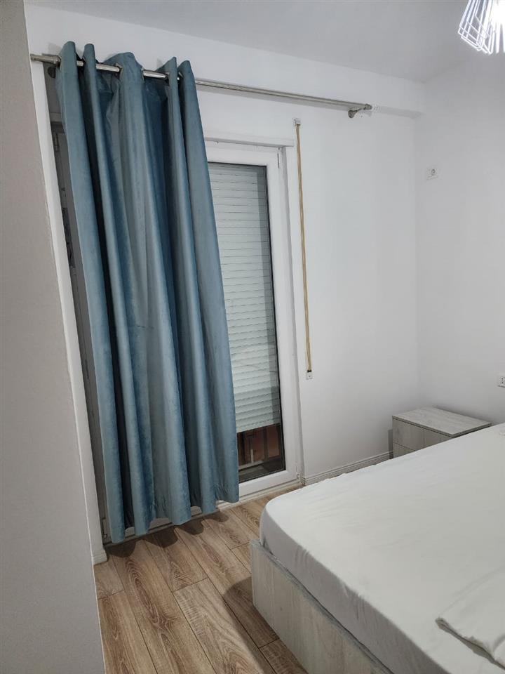 Jepet me Qera Apartament 2+1 te Residenca Platea Rruga Dalip