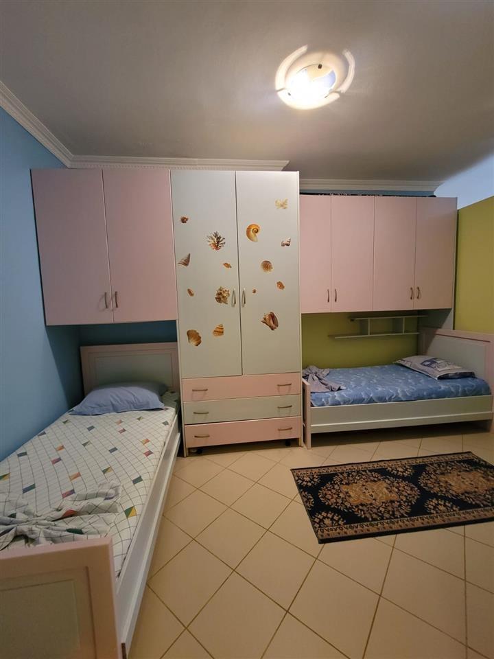 Jepet me Qera per Pushime Verore