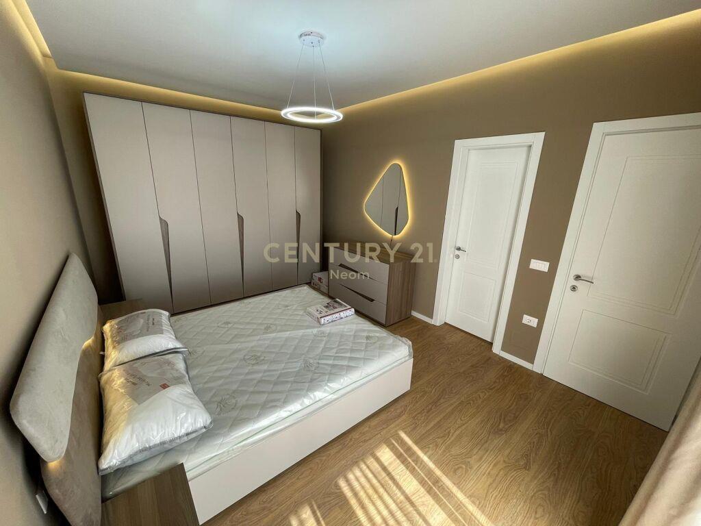 JEPET ME QIRA 2+1+2 TE KOPSHTI BOTANIK‼️