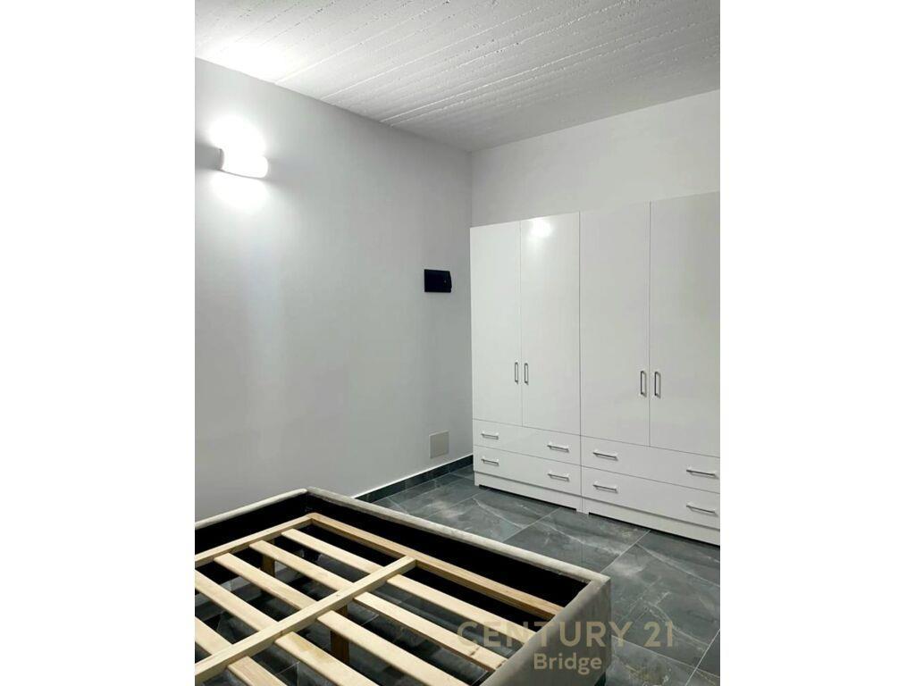 Qira 1+1+Parkim Apartament Astir Tirane