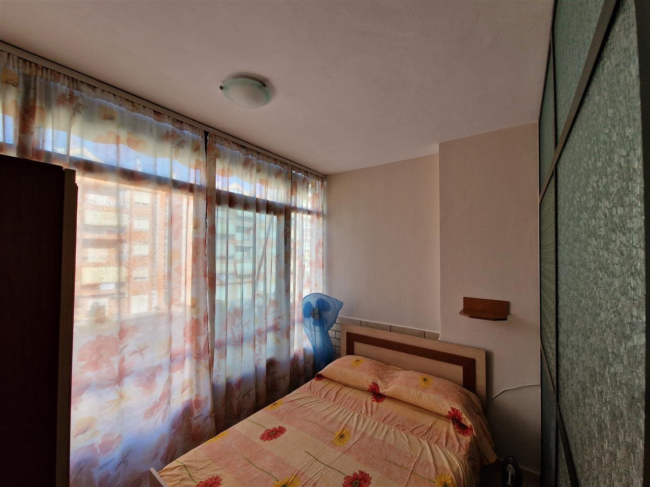 Garsoniere me Qera ne Plazh, Golem