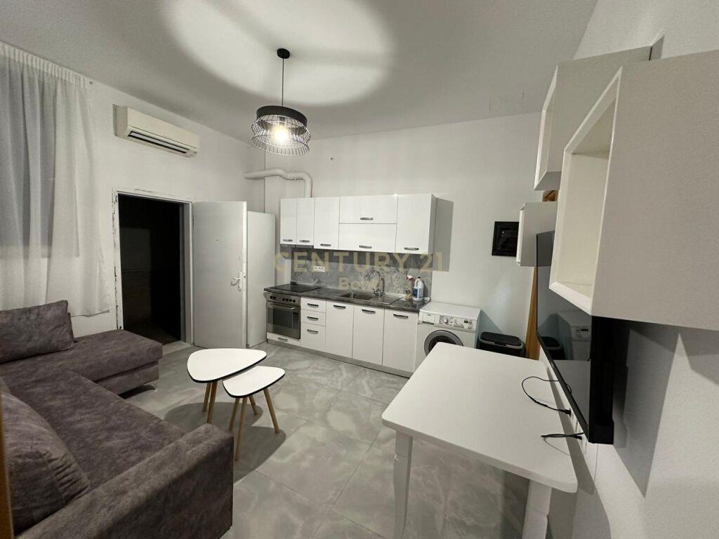 Apartament 1+1 Me Qera – Kompleksi Magnet, 21 Dhjetori, Tira