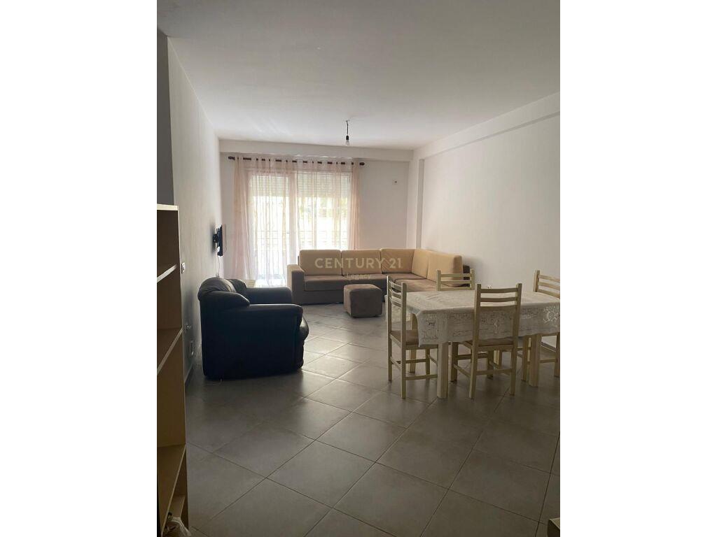 Aprtament 2+1 me Qira Rr. Bill Klinton