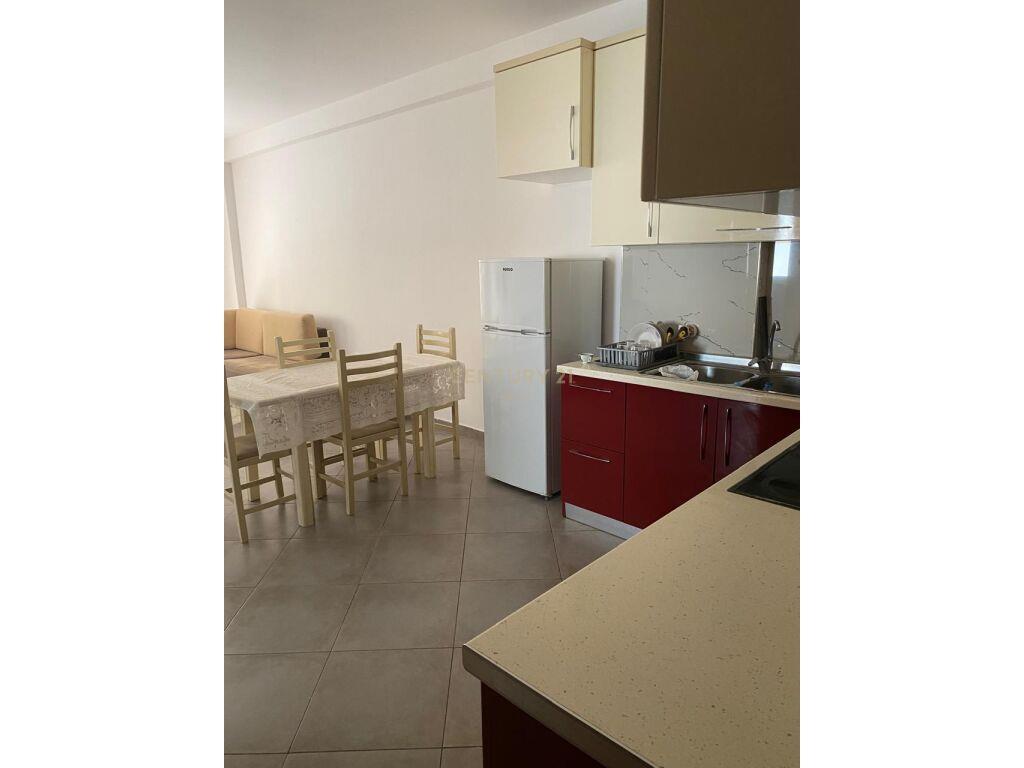 Aprtament 2+1 me Qira Rr. Bill Klinton