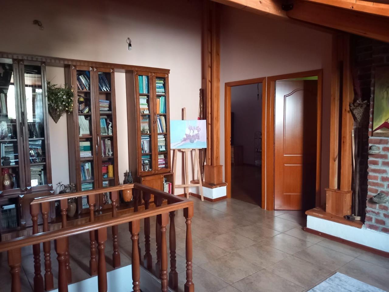 Okazion – Duplex 157m mes Stadiumit Dinamo dhe Vasil Shanto