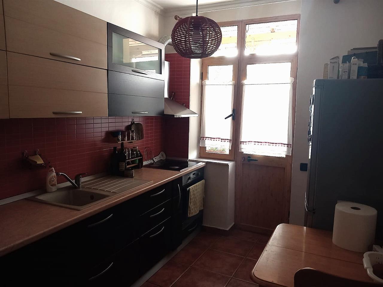 Okazion – Duplex 157m mes Stadiumit Dinamo dhe Vasil Shanto