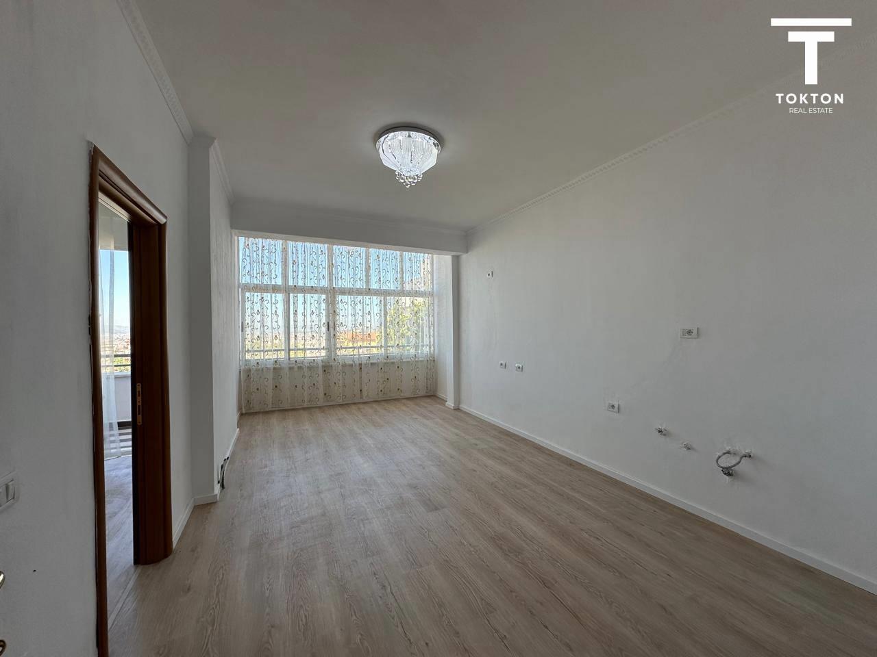 SHITET, APARTAMENT 1+1, FRESKU, TIRANË TT 977