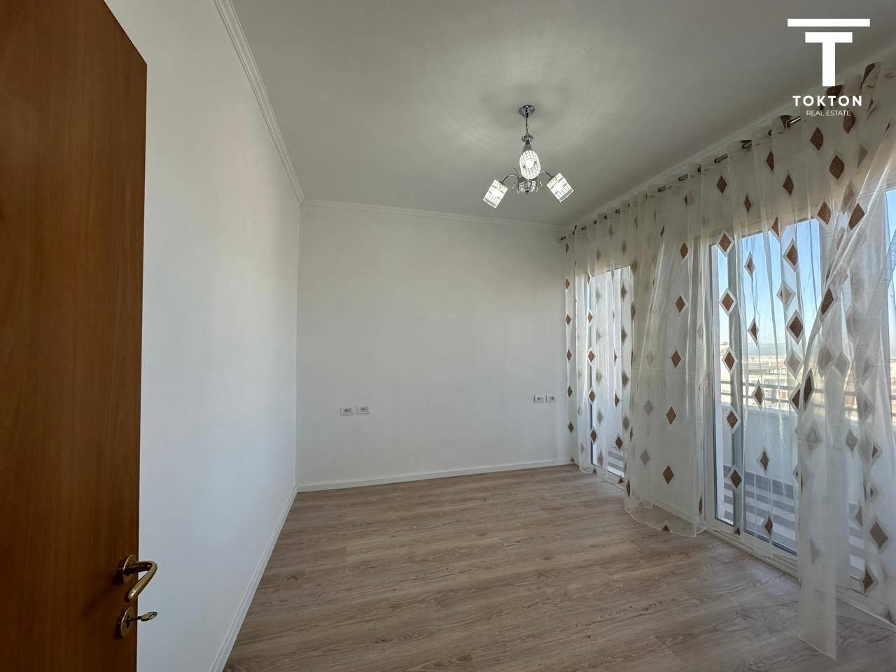 SHITET, APARTAMENT 1+1, FRESKU, TIRANË TT 977