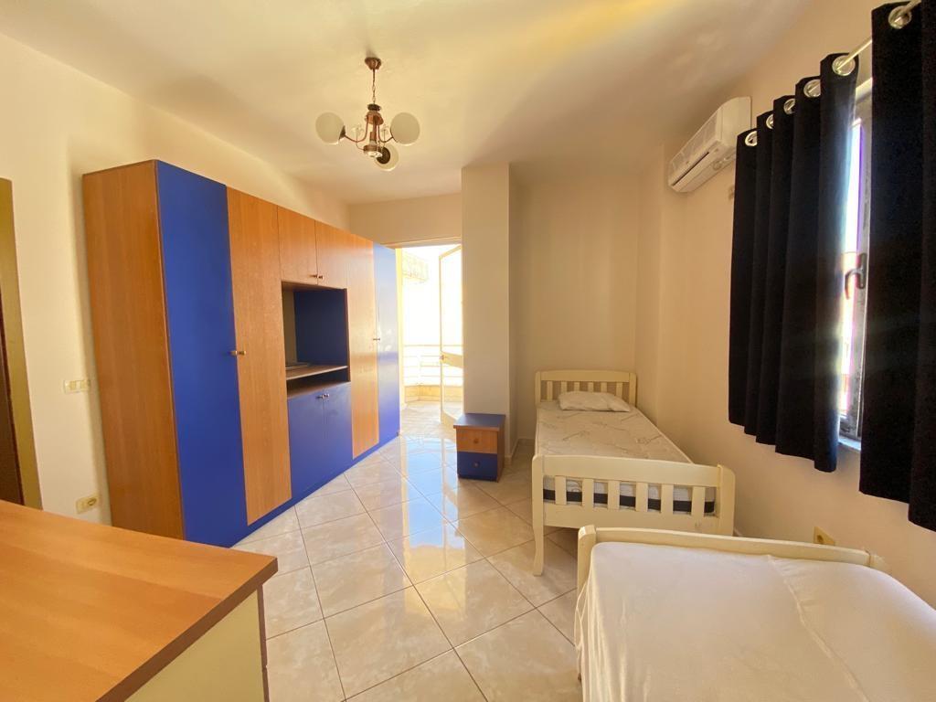 Astir (2 Palmat) Jap me Qira: apartament me sipërfaqe 146 m2