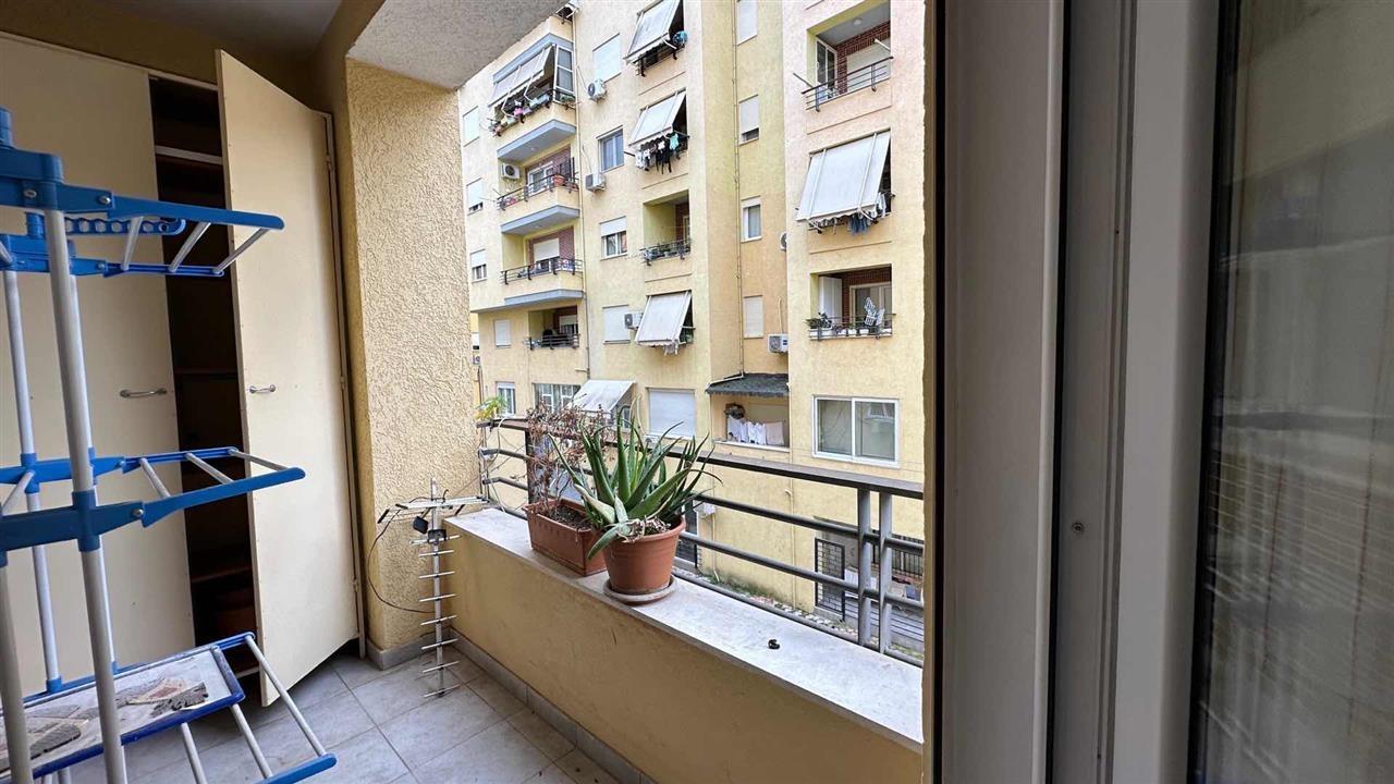 Apartament 1+1 Me Qera – Kodra e Diellit, Tirane