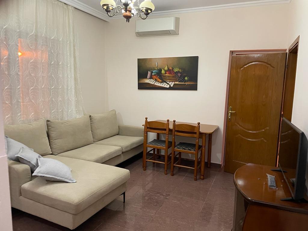 Jepet me qera apartament 1+1, Kinostudio