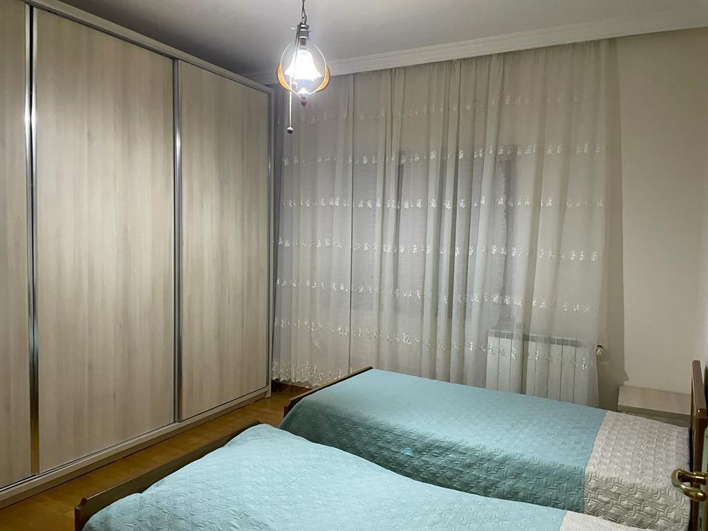 Jepet me qera apartament 1+1, Kinostudio