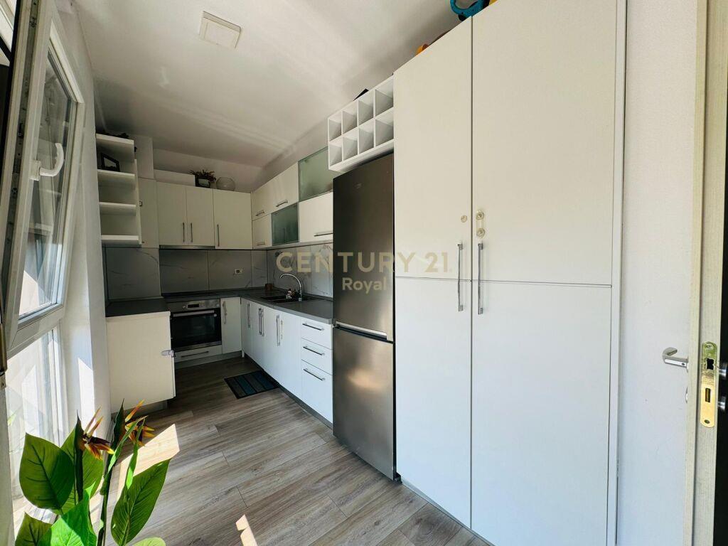 Apartament 1+1 Me Qera – Fusha e Aviacionit, Tirane