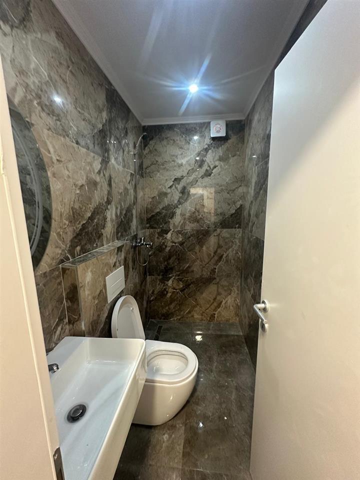 Shitet, Apartament 1+1, Bulevardi Zogu I, Tiranë