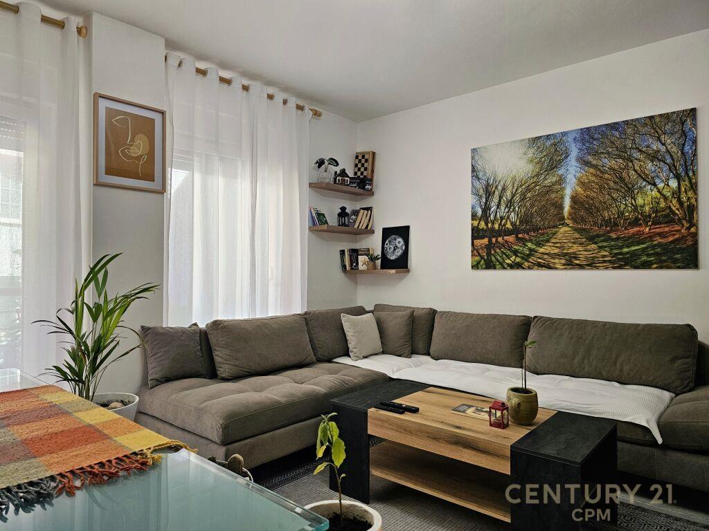 Qira Apartament 2+1+2 Liqeni i Thate Tirane 700€