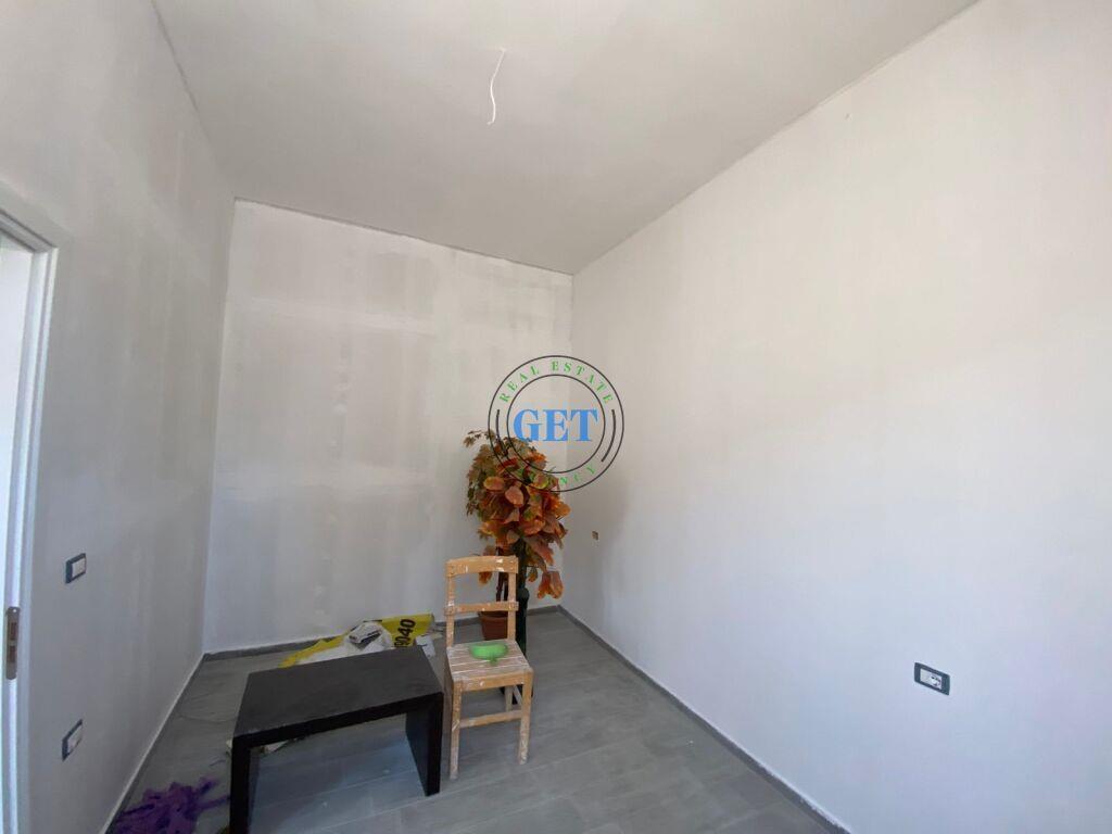 Shiten Dy Apartamente 3+1+2, Shkozet, Durres