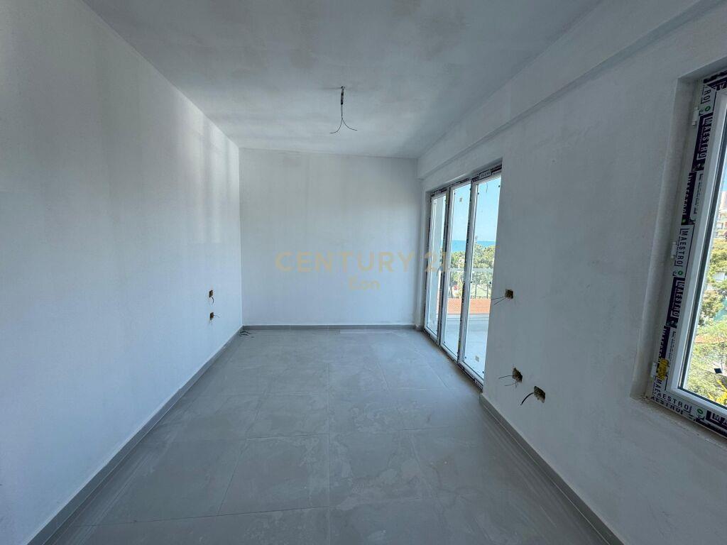 SHITET APARTAMENT ME PAMJE DETI NE GOLEM