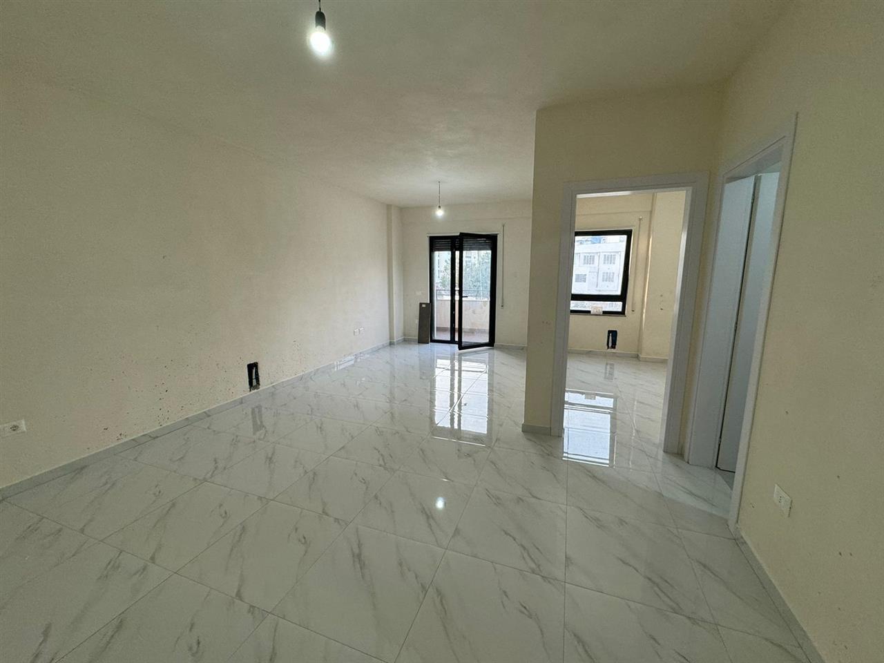 SHITET APARTAMENT 1+1 NE MAL TE ROBIT NE DURRES !