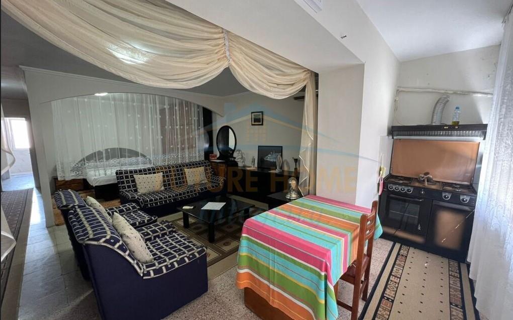 Qera,Garsoniere, Rruga e Elbasanit,prane Drejtorise Higjene